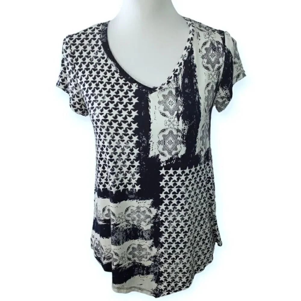 WESTPORT NAVY & CREAM/WHITE T-SHIRT SZ.XS EUC